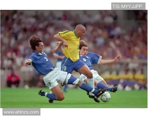 足球明星穆里奥精彩瞬间回顾与经典图片分享