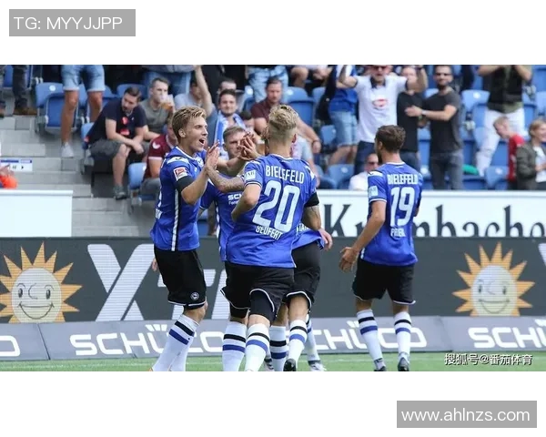 比勒菲尔德对阵多特蒙德精彩直播全程回顾与赛后分析 比勒菲尔德对阵多特蒙德精彩直播全程回顾与赛后分析