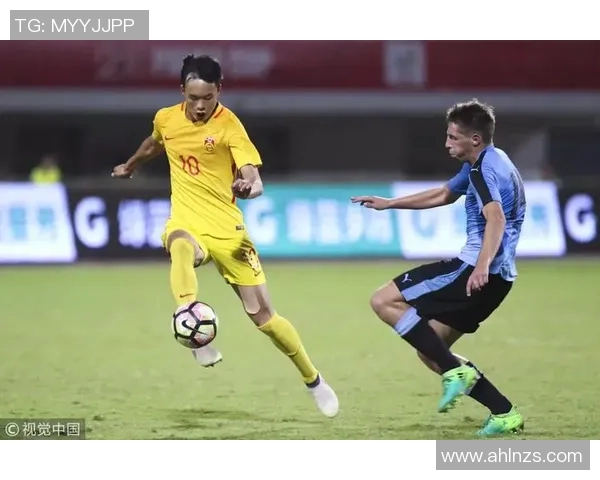 中国与泰国足球热身赛精彩对决展现两国足球实力与友谊的深厚纽带